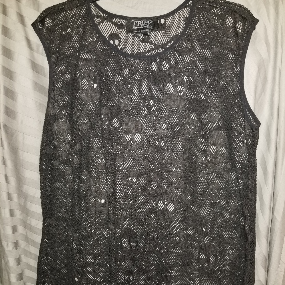 Mesh skull tank